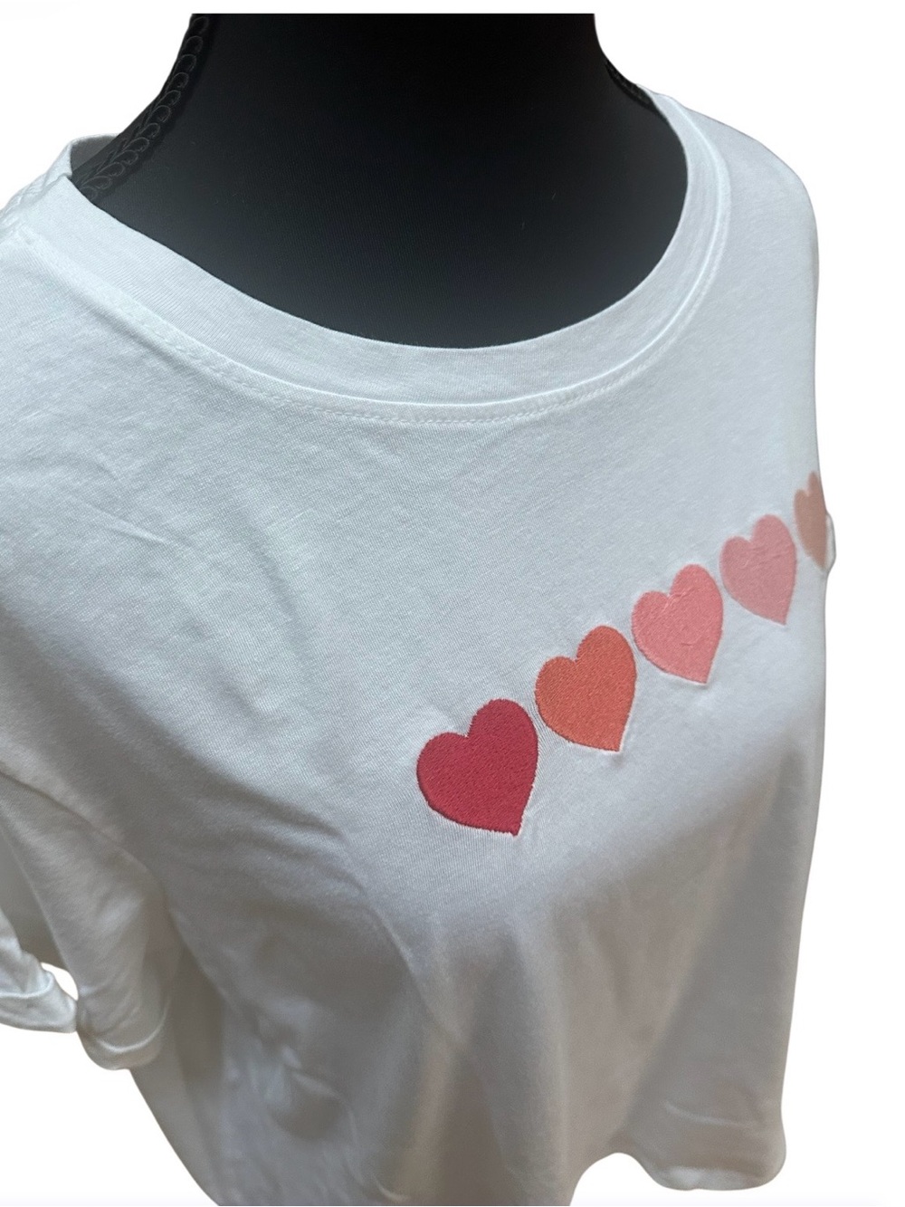 Women’s Sweet Soul Clothing Co. White T-Shirt With Embroidered Hearts Size L